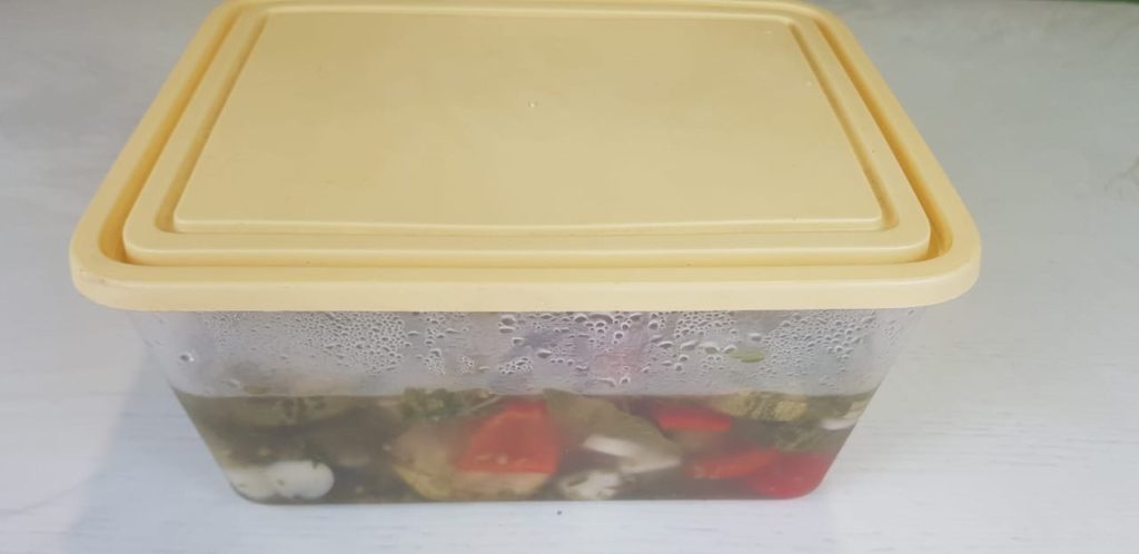 Как приготовить маринованные кабачки?